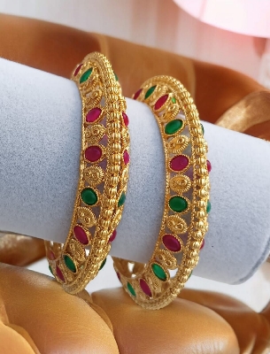 Picture of Exclusive Design Indian Bangles For Women
