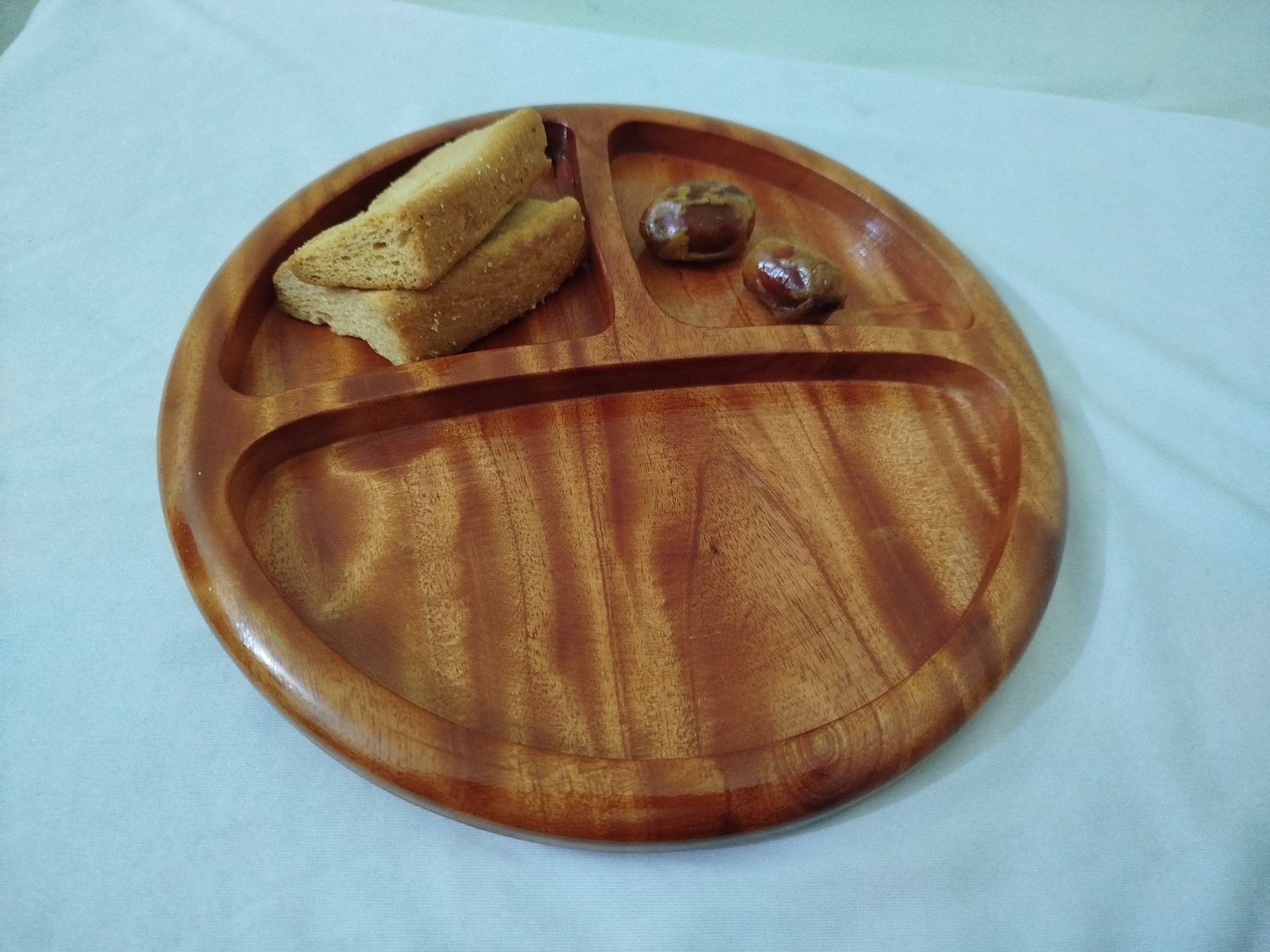 Picture of Morden wooden breakfast tray 9"inch by 9"inch