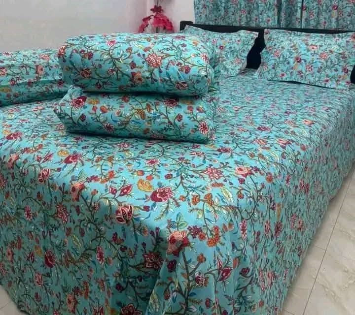 Picture of 5 Pieces Comforter + Bed Sheet Combo Set