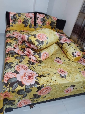 Picture of 5 Pieces Comforter + Bed Sheet Combo Set