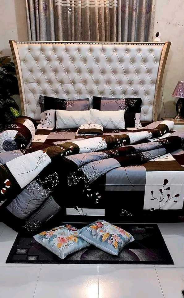 Picture of 7 Pieces Comforter + Bed Sheet Combo Set