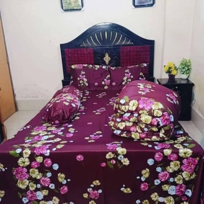 Picture of 6 Pieces Comforter + Bed Sheet Combo Set