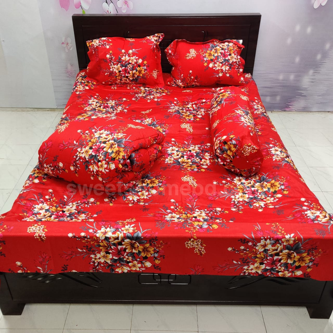 Picture of 5 Pcs Comforter + Bed Sheet Combo Set