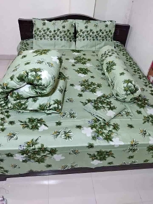 Picture of 6 Pcs Comforter + Bed Sheet Combo Set