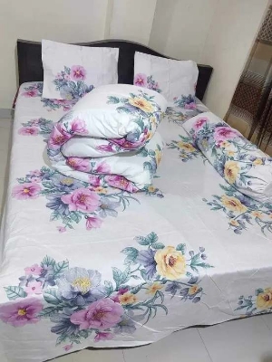 Picture of 5 Pcs Comforter + Bed Sheet Combo Set