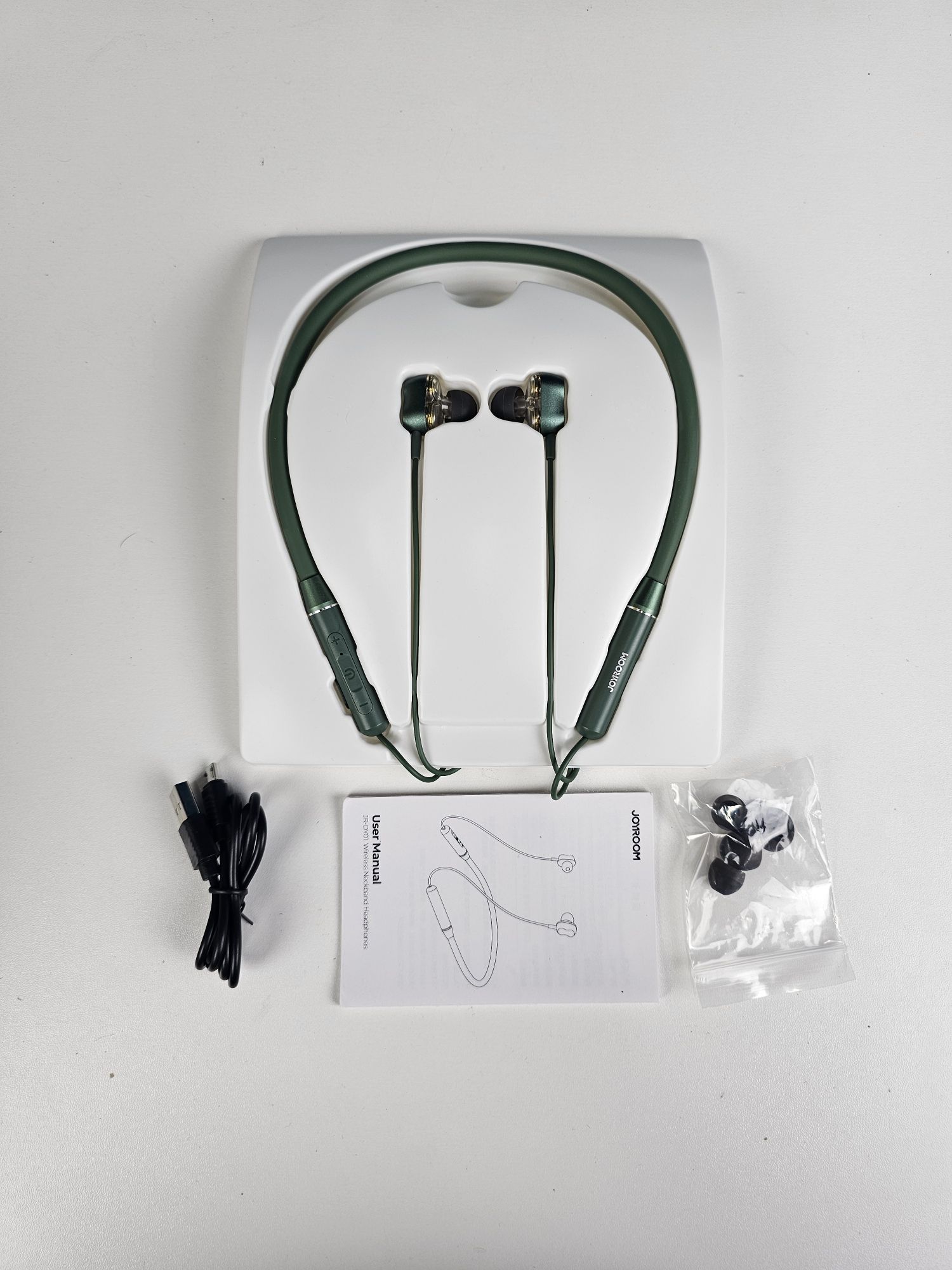 Picture of Joyroom JR-DY01 Magnetic Neck Sports Bluetooth Headphones \ No product will be return after The Seal is broken