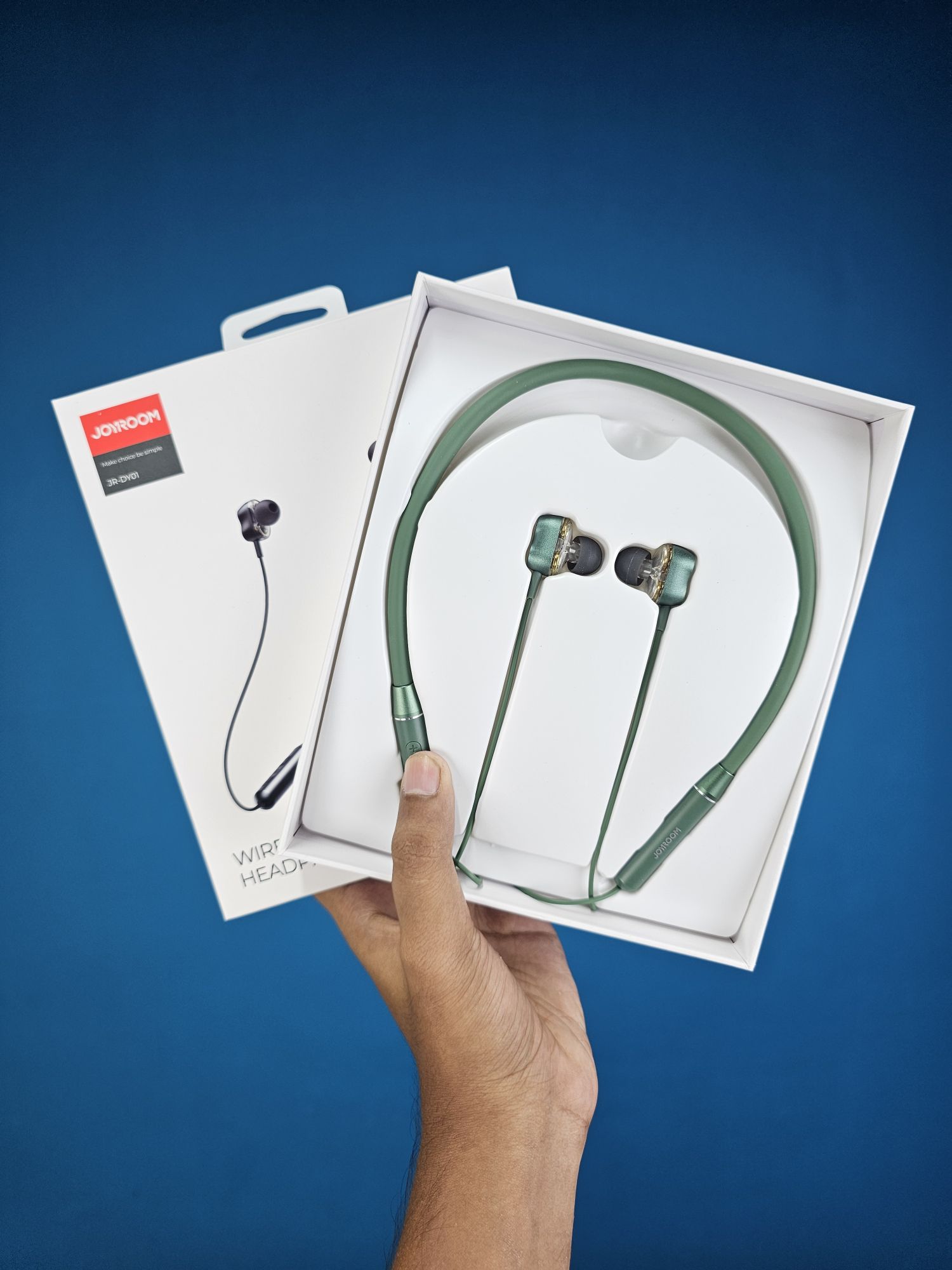 Picture of Joyroom JR-DY01 Magnetic Neck Sports Bluetooth Headphones \ No product will be return after The Seal is broken