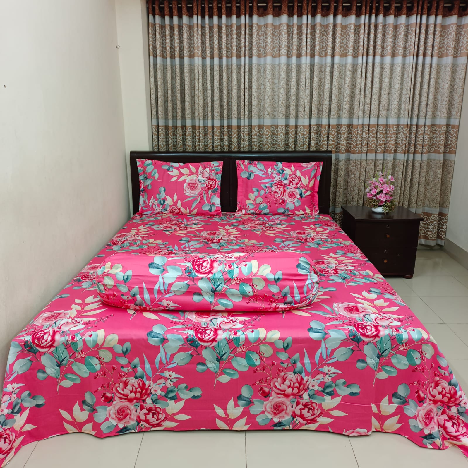 Picture of Luxury Twill Cotton Bedsheet – King Size –with pillow cover