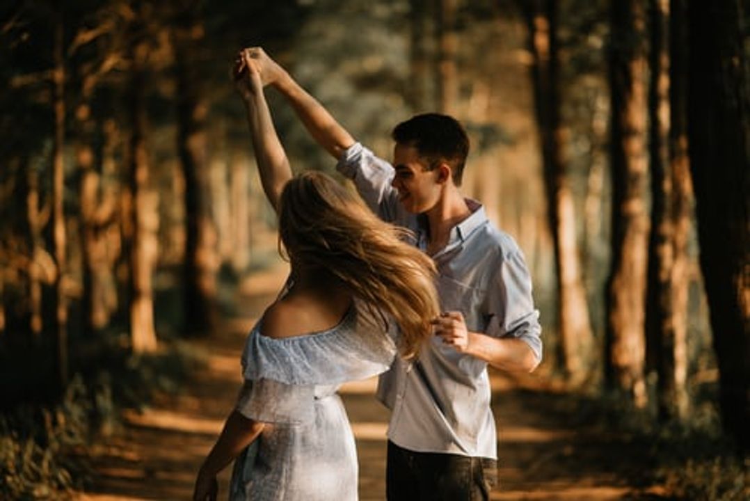 <i>Tình yêu không phải là một mối quan hệ mua bán</i>