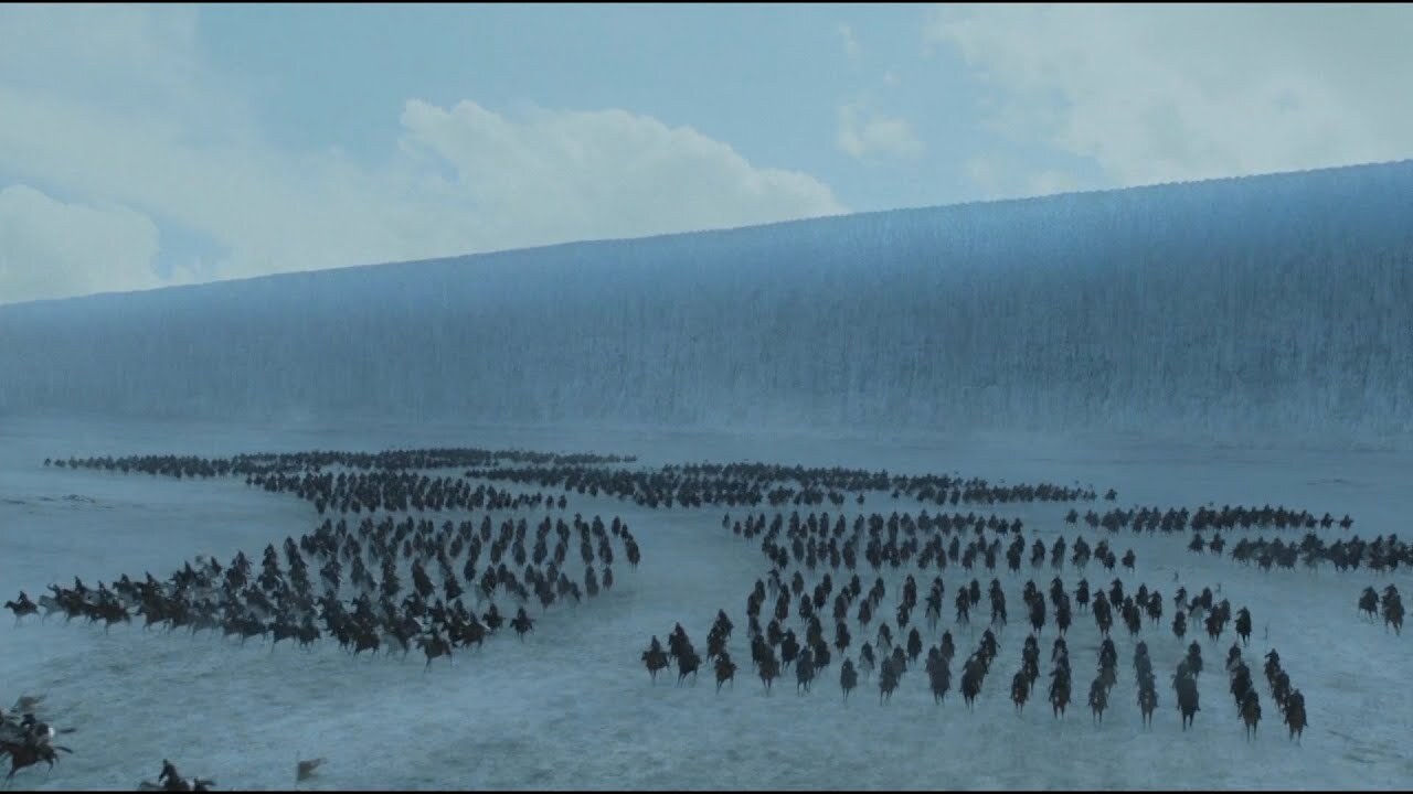 Battle Beneath The Wall - một trong những trận chiến lấy ít thắng nhiều nổi tiếng trong ASOIAF/GOT. Trong trận chiến, một vài người lính của Vua Stannis Đệ Nhất Nhà Baratheon đã hãm hiếp một số người du mục, và bị trừng phạt bằng cách bị thiến và không được phép gia nhập quân đội nữa.