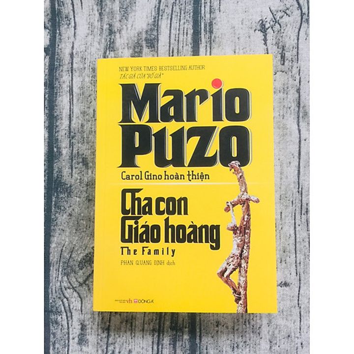 Tiểu thuyết "Cha Con Giáo Hoàng" được xuất bản bởi Đông A (ảnh: Internet)