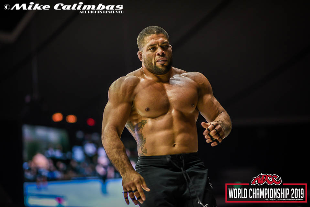 Đây là ảnh Andre Galvao, vận động viên BJJ đầy cơ bắp