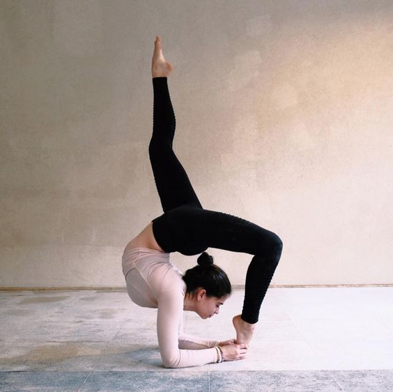 <i>Mỗi ngày, mình dùng 30 phút sáng và tối để tập Yoga, thậm chí là hơn, vì nó cho mình cảm giác rất thư giãn.</i>