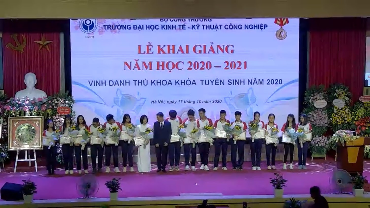 Ngày đó, tôi cũng 1 mình