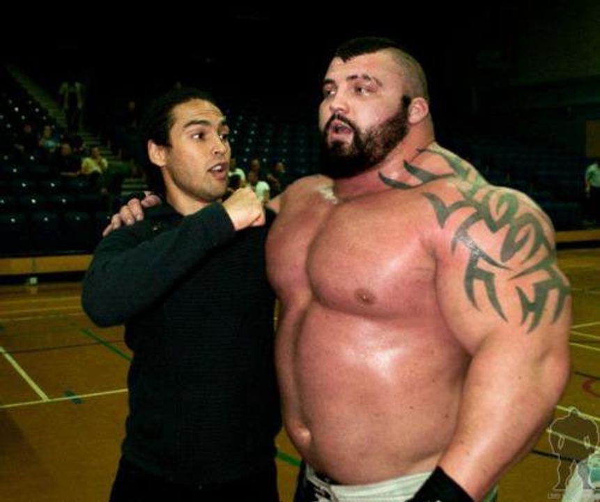 nguồn: google "eddie hall"