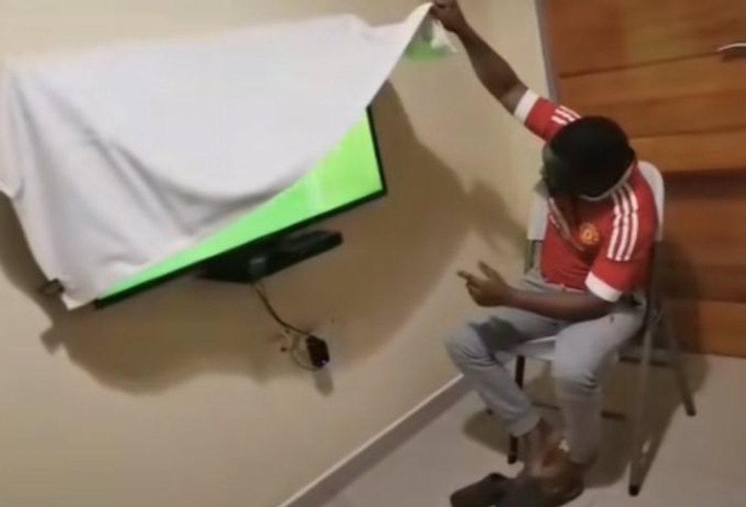 Fan Man Utd khi xem trận đấu đêm qua