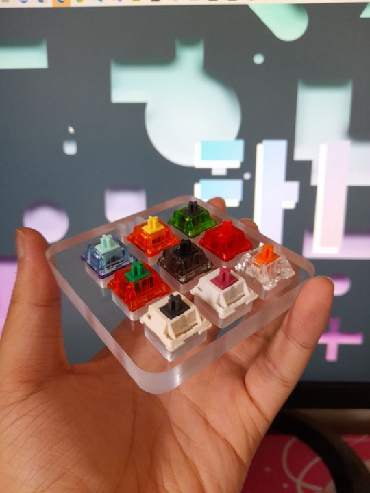 Vài ba cái switch lẻ mình mua về nghịch đỡ ghiền...