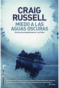 Miedo A las Aguas Oscuras = Fear of the Dark Waters