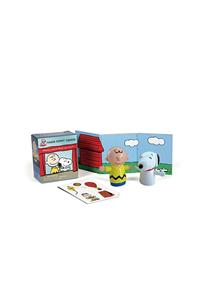 Peanuts Finger Puppet Theater [With 2 Finger Puppets]