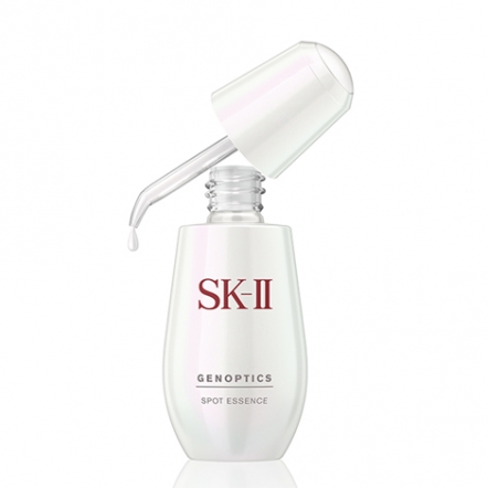 SK-II Genoptics Spot Essence 30 ml - Review SOCO by Sociolla