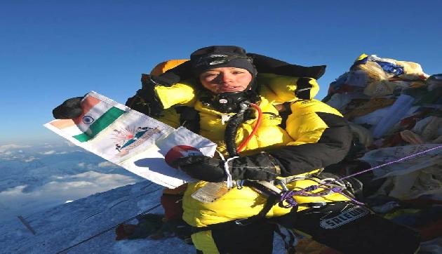 अरुणाचल की अंशु ने चौथी बार माउंट एवरेस्ट फतह कर रचा इतिहास अरुणाचल की अंशु ने चौथी बार माउंट एवरेस्ट फतह कर रचा इतिहास