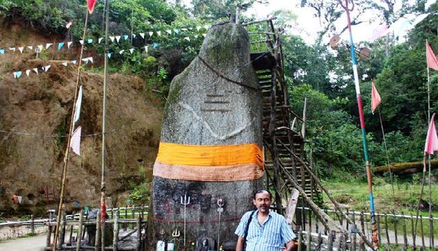 अरुणाचल प्रदेश में स्थित है ये विशाल स्वयंभू शिवलिंग अरुणाचल प्रदेश में स्थित है ये विशाल स्वयंभू शिवलिंग