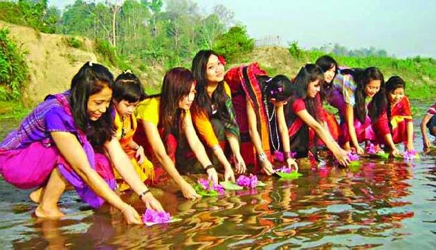 बीजू फेस्टिवल का चकमा समुदाय में है अनोखा क्रेज, ये है खास बातें बीजू फेस्टिवल का चकमा समुदाय में है अनोखा क्रेज, ये है खास बातें
