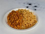 Sampat Namkeen Bhandar ki Namkeen