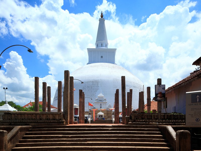DAY 02 - (NEGOMBO / ANURADHAPURA)