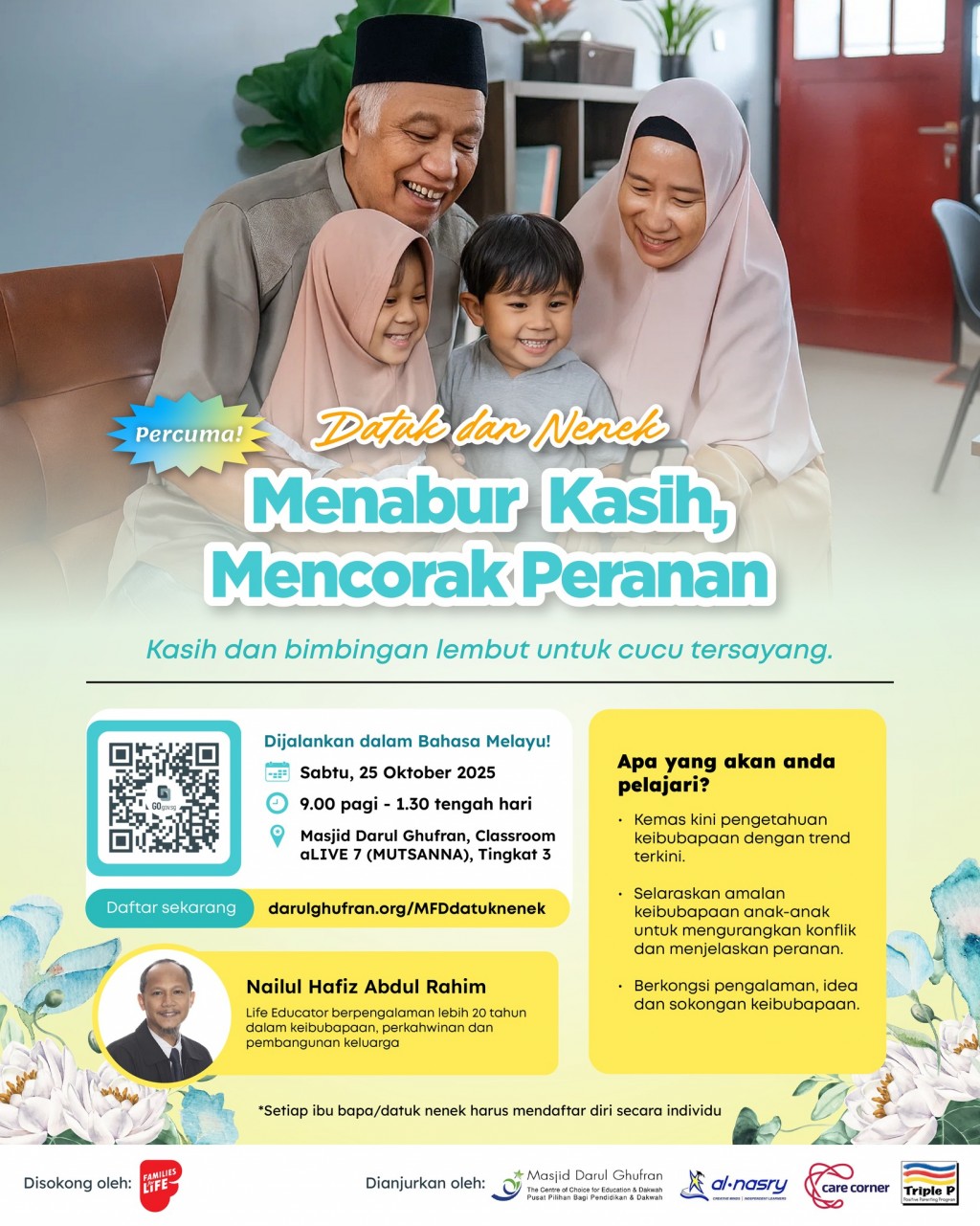 Datuk dan Nenek: Menabur kasih, Mencorak Peranan