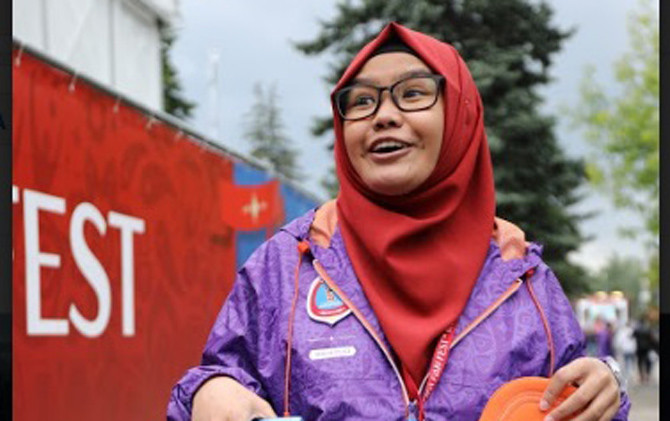 Keterangan Gambar (© Pemilik Gambar)