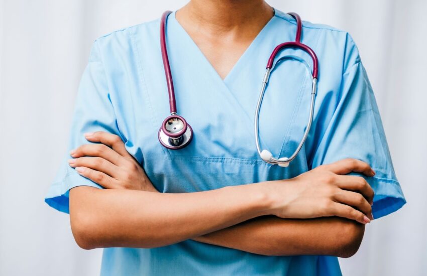 Singapura Aktif Merekrut Doktor Dari Malaysia