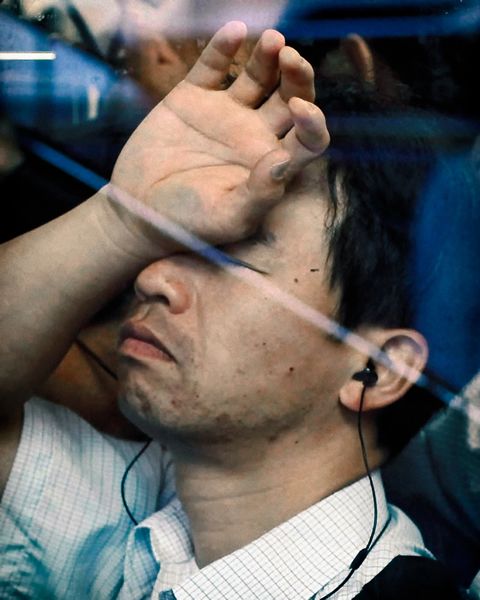 Oshiya, Pekerja Stesen Kereta Api yang Menolak Penumpang untuk Penuhkan Gerabak