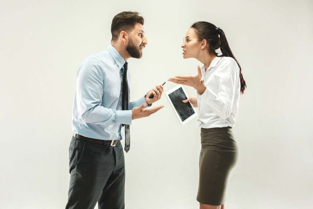 8 Effective Tips for Dealing with Difficult Coworkers Professionally