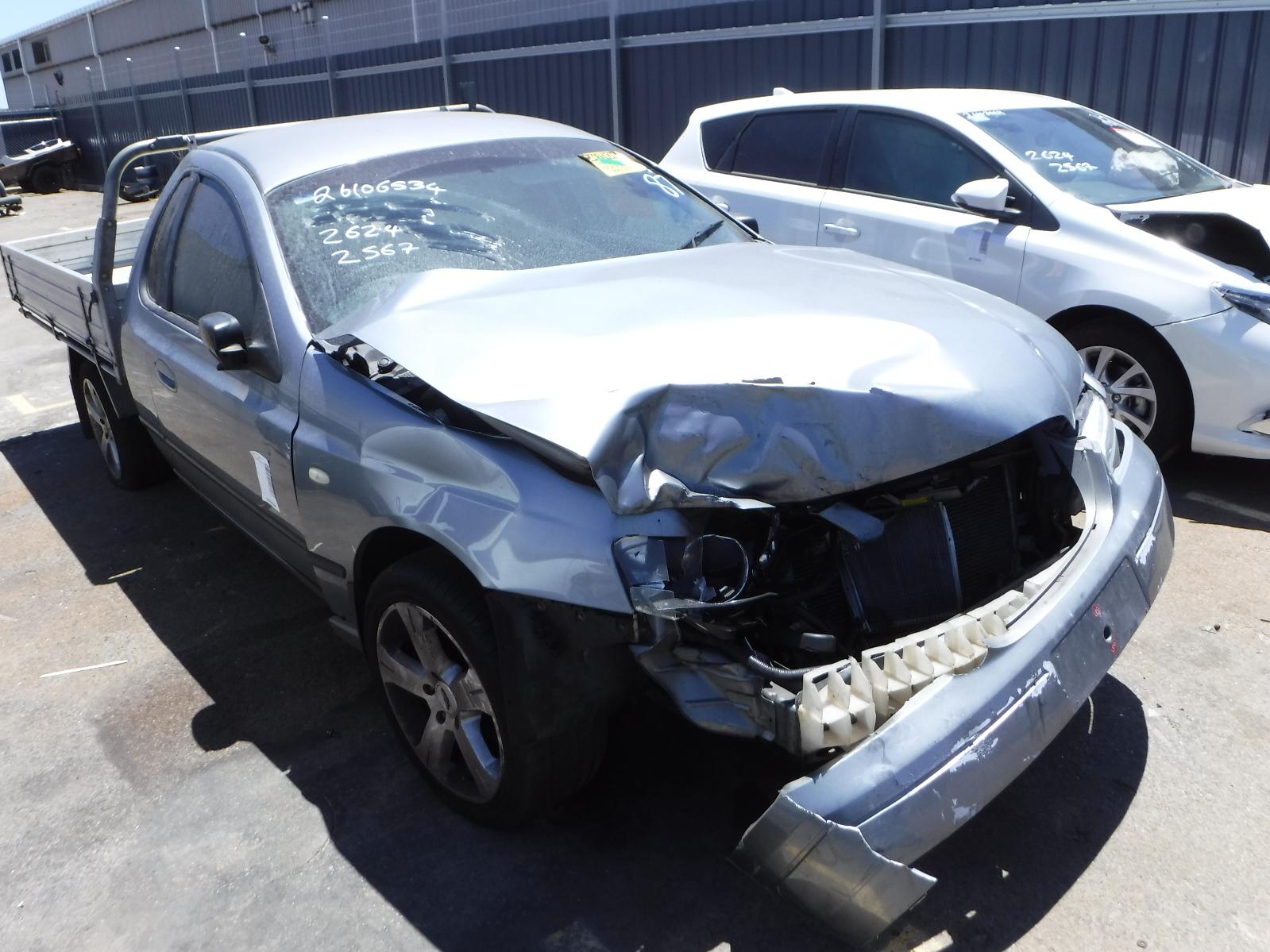 View Auto part Engine Ford Falcon 2003