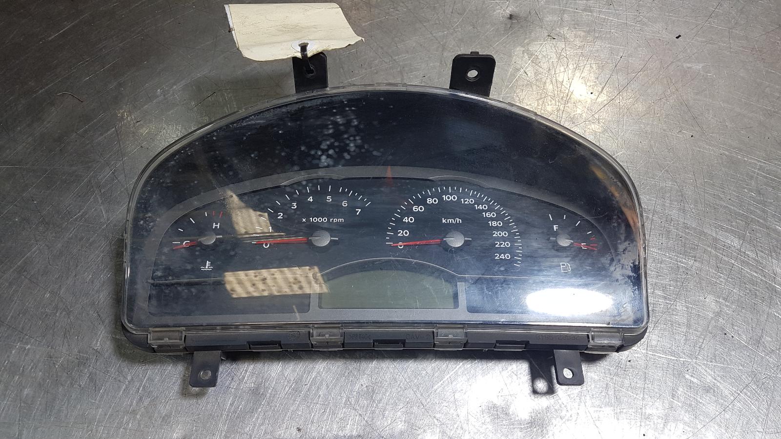 View Auto part Instrument Cluster Holden Commodore 2005