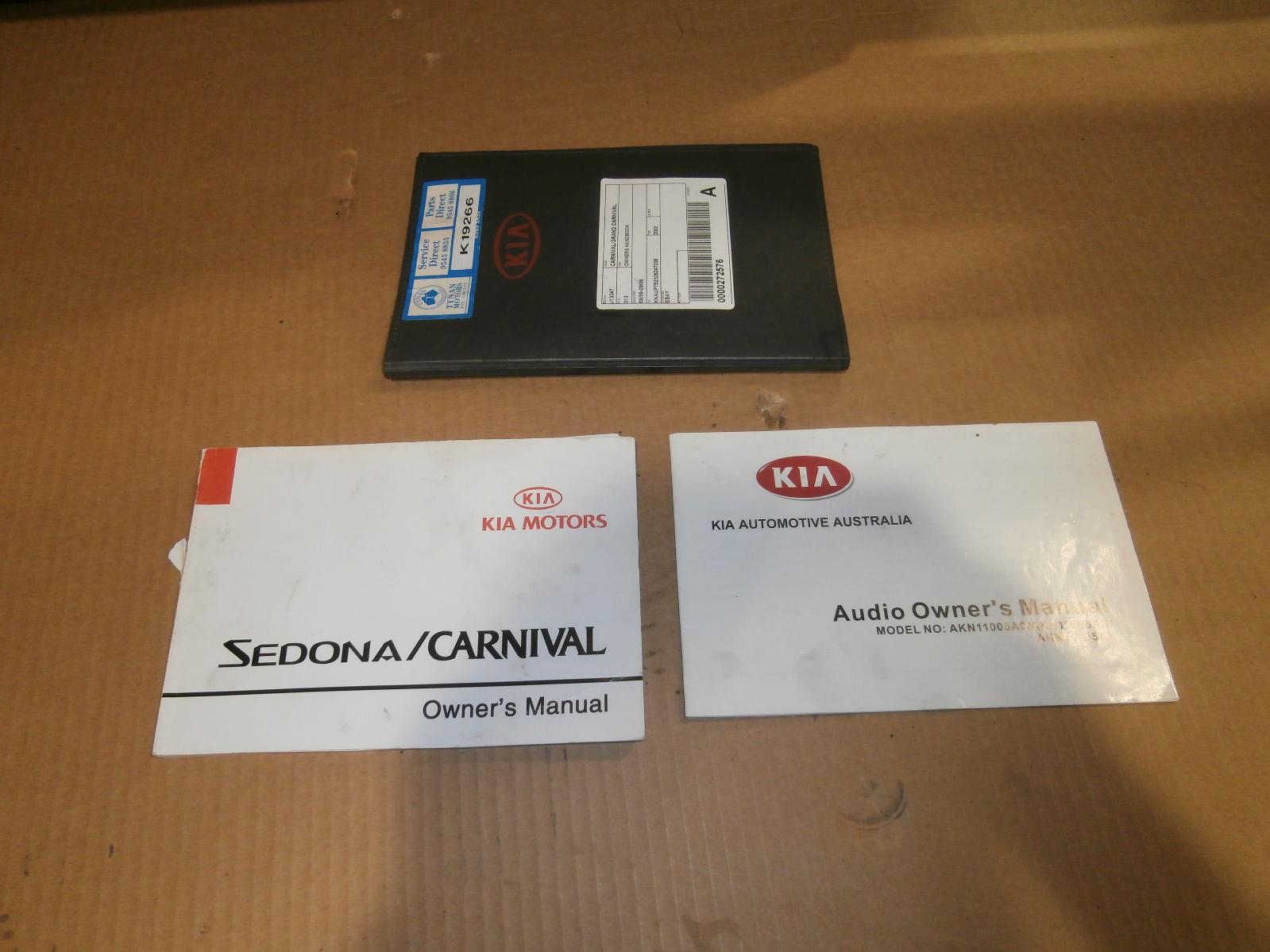 View Auto part Owners Handbook Kia Carnival/grand Carnival 2002