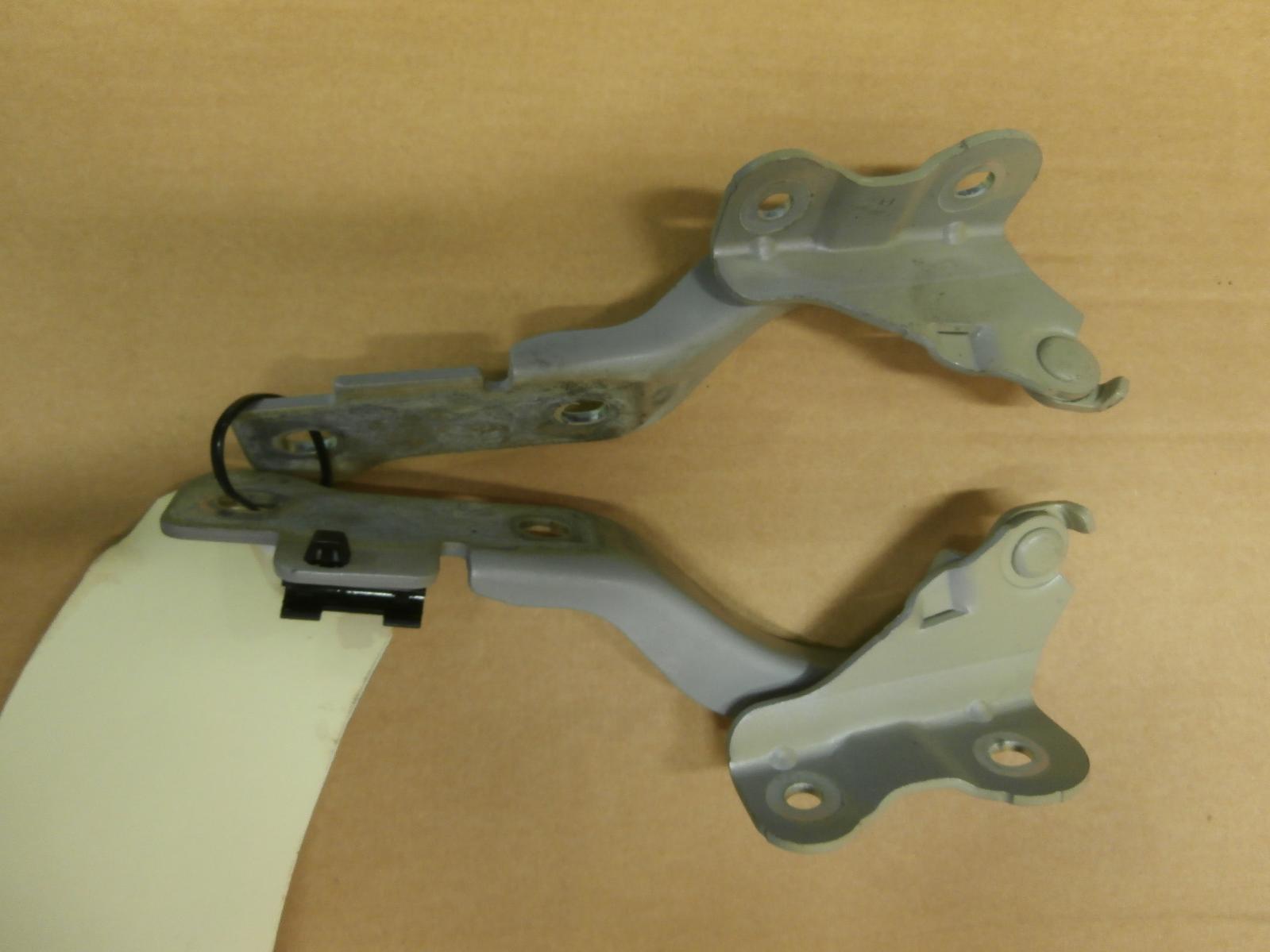 View Auto part Bonnet Hinge/Strut Holden Barina 2007