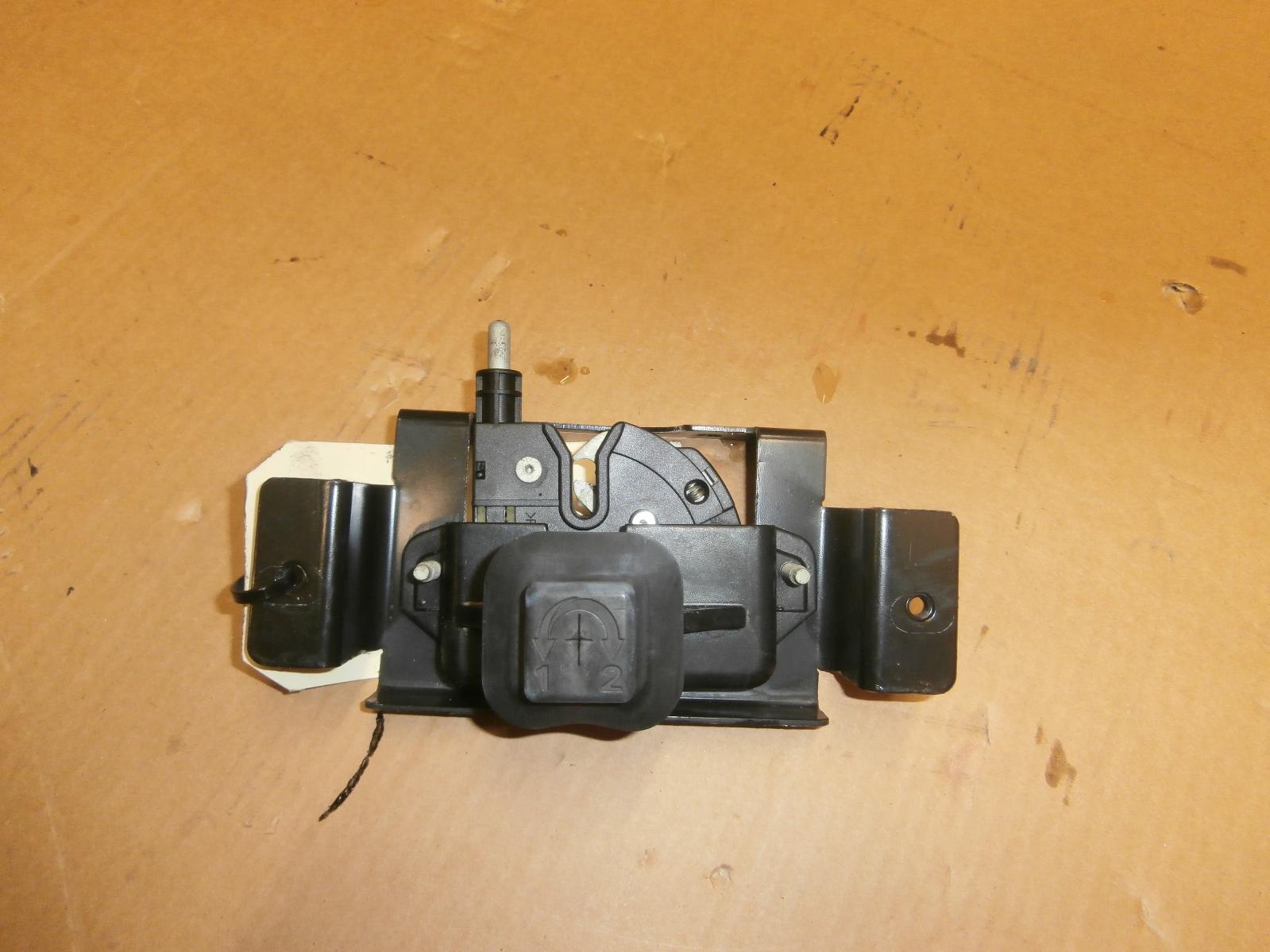 View Auto part Bonnet Lock/Support Ford Transit 2007