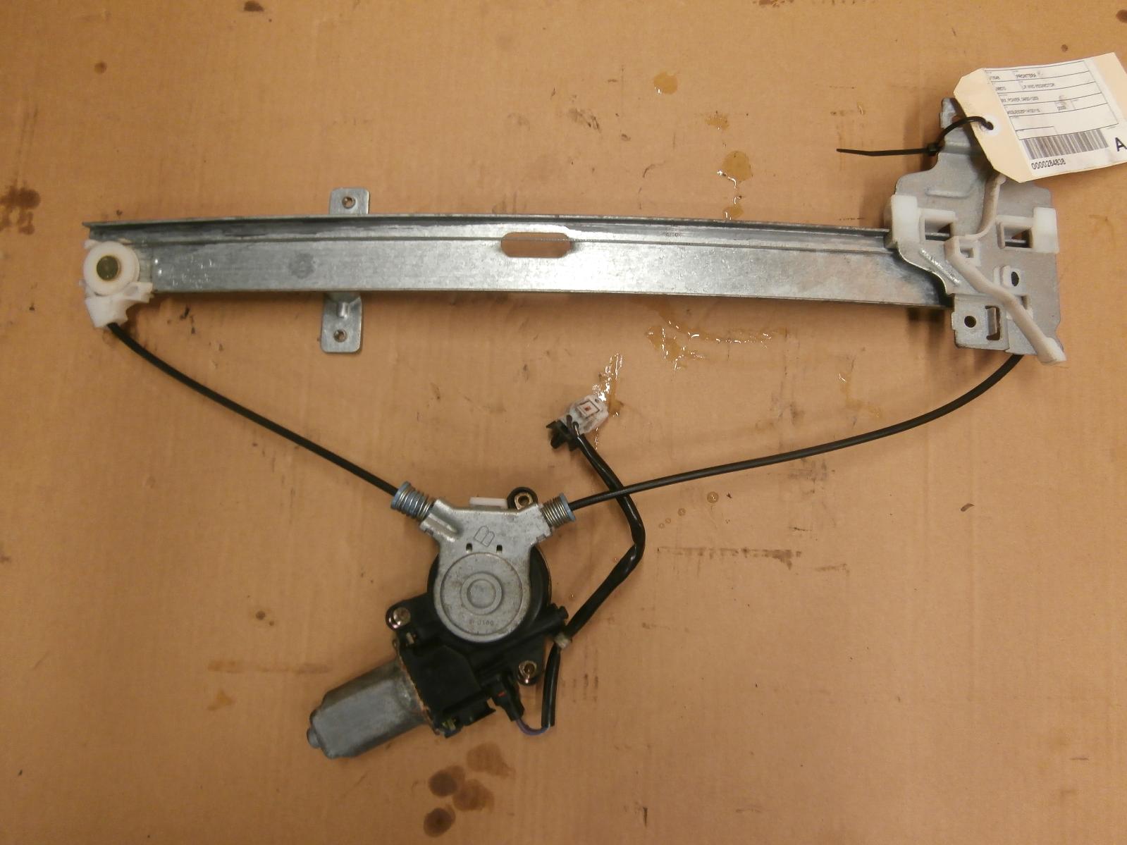 View Auto part Left Rear Wnd Reg/Motor Holden Frontera 2000