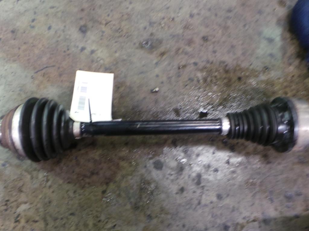 View Auto part Left Driveshaft Volkswagen Golf 2005