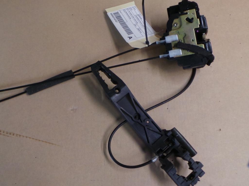 View Auto part Door/Boot/Gate Lock Nissan Murano 2005