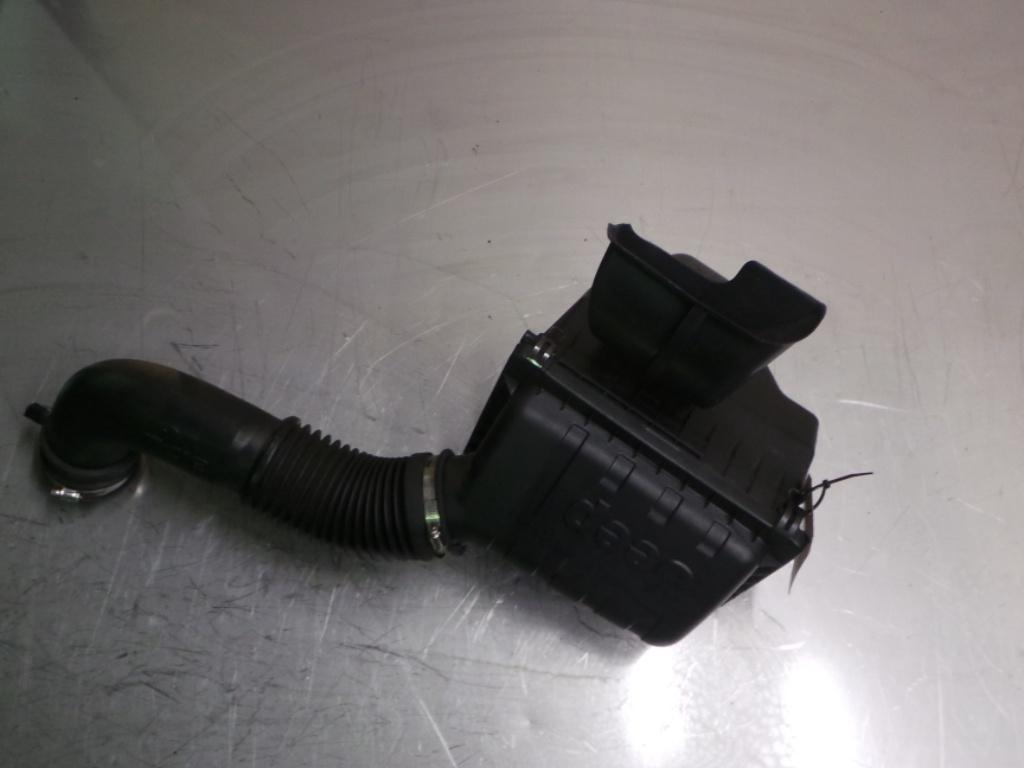 View Auto part Air Cleaner/Box Jeep Cherokee 2005