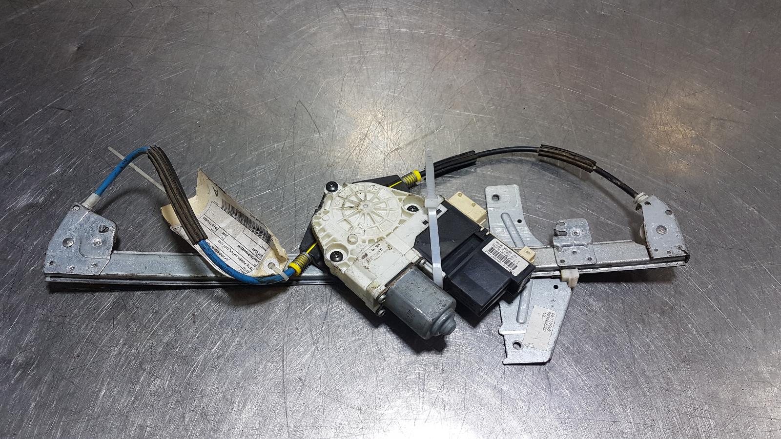 View Auto part Left Front Window Reg/Motor Peugeot 307 2006