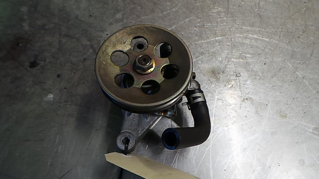 View Auto part Steering Pump Honda Crv 1999