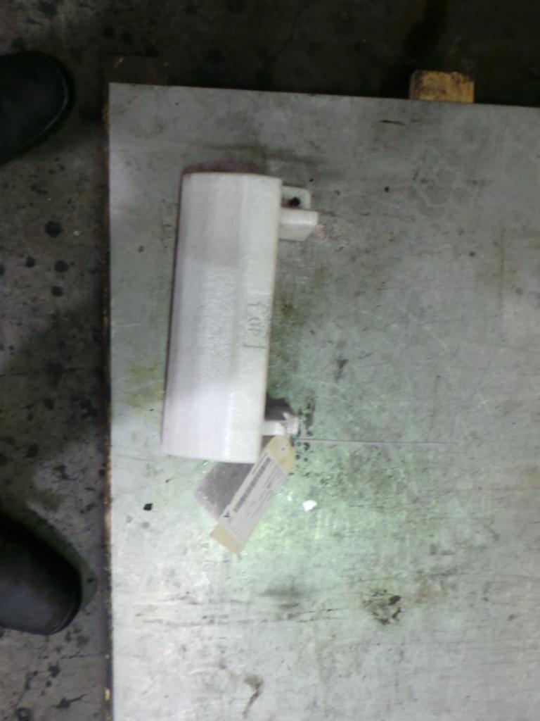 View Auto part R/Bar Bracket/Reinfo Nissan Xtrail 2002