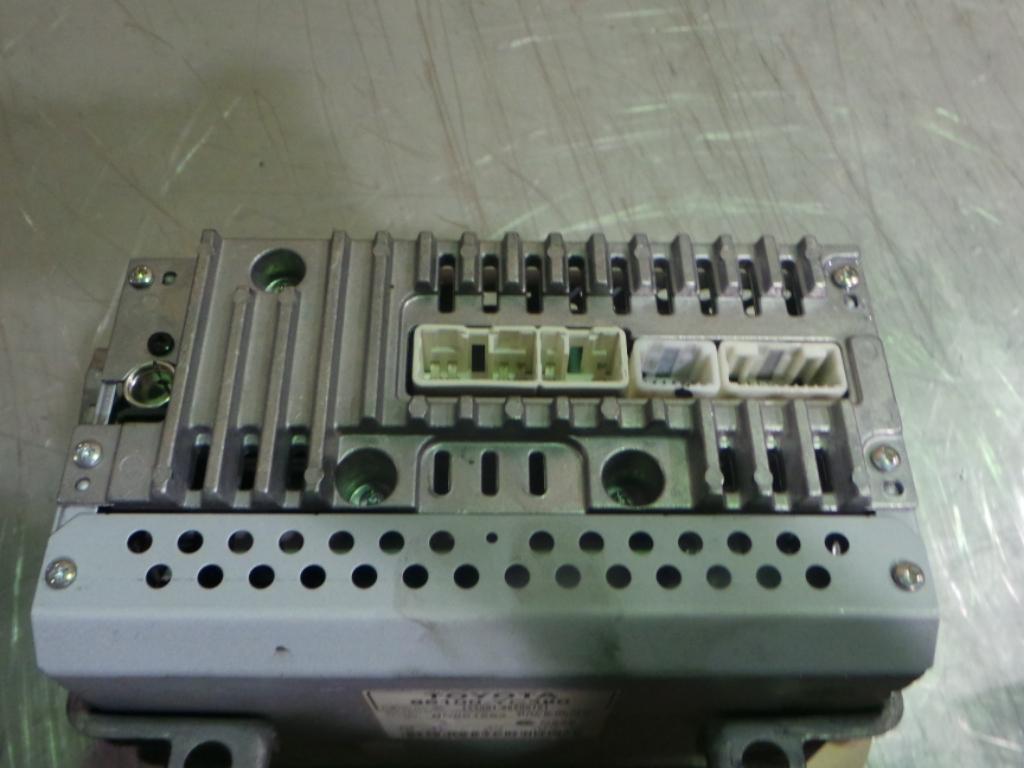 2004 Toyota Camry Radio/Cd/Dvd/Sat/Tv View Auto part Radio/Cd/Dvd/Sat/Tv Toyota Camry 2004