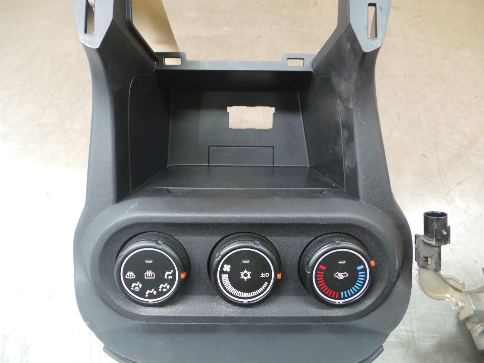 View Auto part Heater/Ac Controls Mitsubishi Lancer 2013