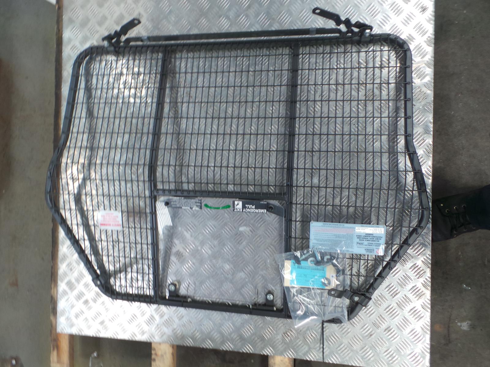View Auto part Cargo Barrier Holden Astra 2008