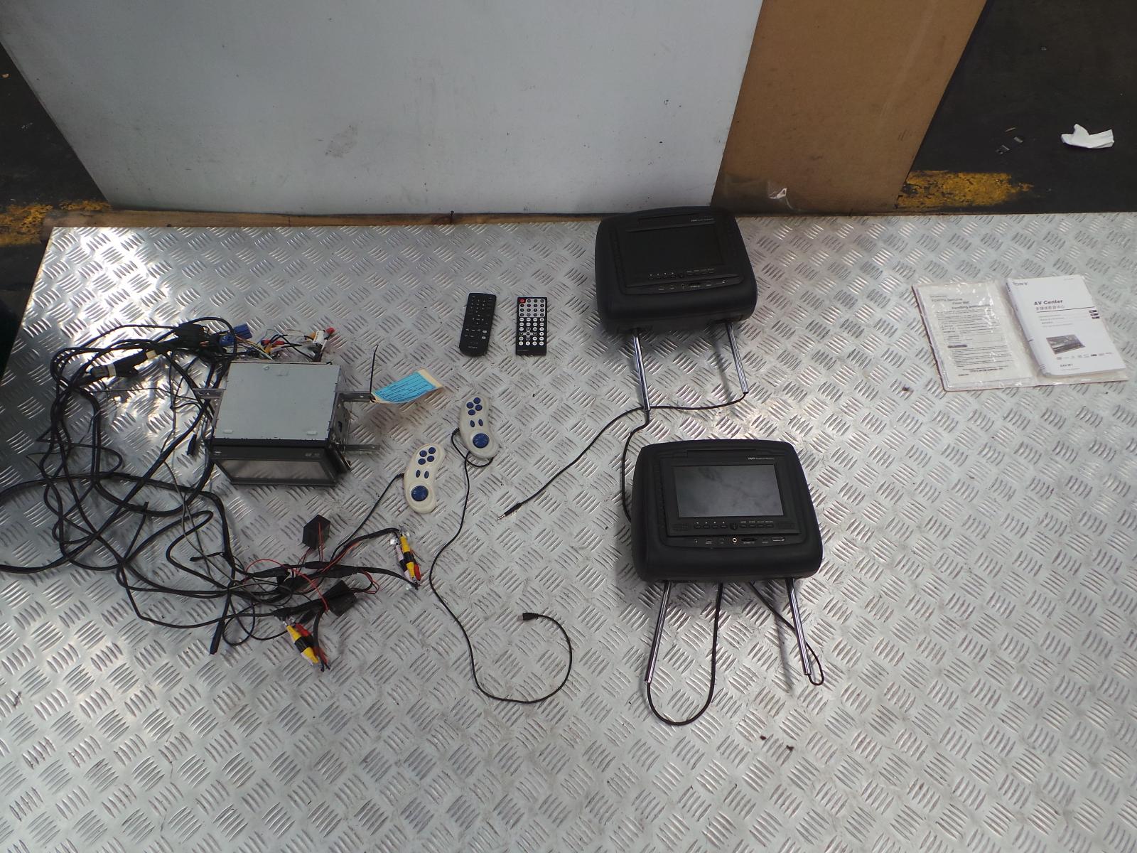 View Auto part Radio/Cd/Dvd/Sat/Tv Toyota Tarago 2007